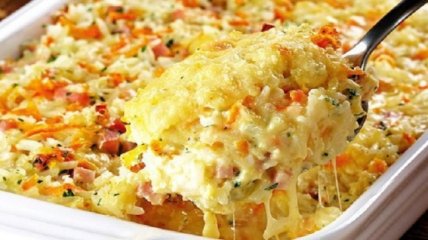 Запеканка с рисом, сыром и колбасой