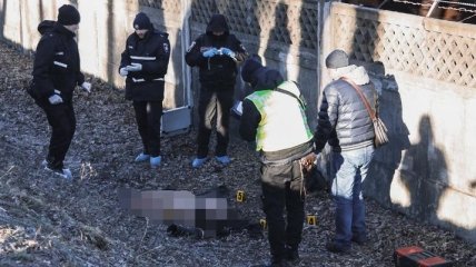В Киеве в канаве нашли труп голой женщины 