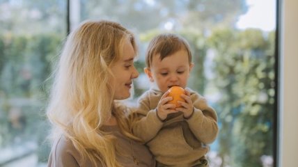 "Замечательная пищевая привычка": доктор Комаровский рассказал, сколько фруктов можно есть детям в день
