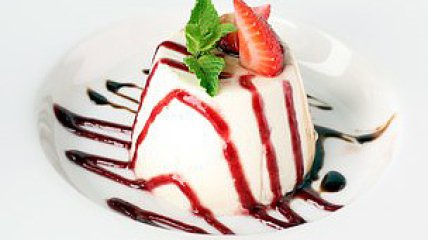 Парфе с клубникой