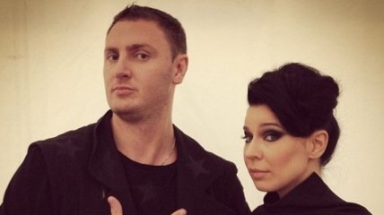 Елка и вокалист "Касты" исполнили гимн Эстафеты Олимпийского огня