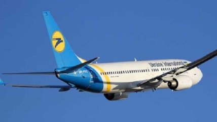 Украинский самолет улетел в Турцию без десятков пассажиров: в МАУ нашли виновных