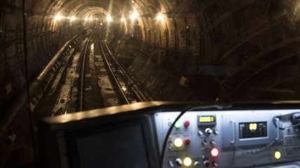 Станция метро "Гидропарк" закрыта для пассажиров