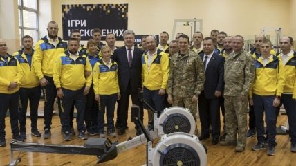Порошенко провел встречу с членами Национальной сборной ветеранов