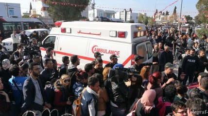 В Тунисе прошла акция протеста против терроризма