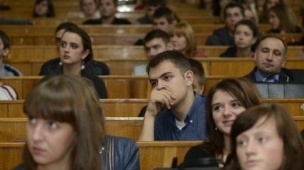 Минобрзования создаст образовательные центры для крымчан