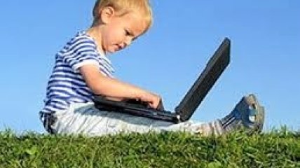 Табачник рассказал о плюсах виртуальных уроков