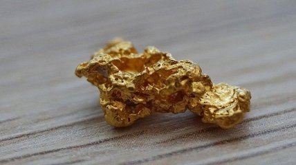 Это золото: ученым удалось создать благородный метал из пластика