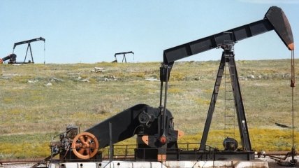 Страны ОПЕК согласовали решение по сокращению объемов добычи нефти