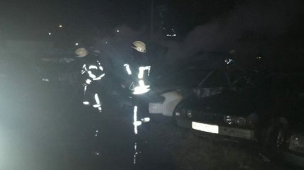 В Одессе на штрафплощадке сгорело 20 авто