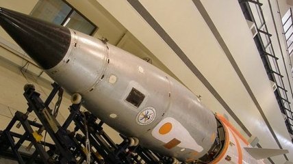 Индия провела успешные испытания баллистической ракеты "Дхануш"