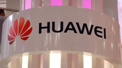 Huawei работает над гибким смартфоном