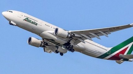 Авиакомпания Alitalia начала процедуру банкротства