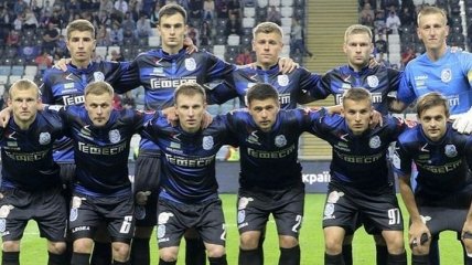 Черноморец покинули восемь футболистов