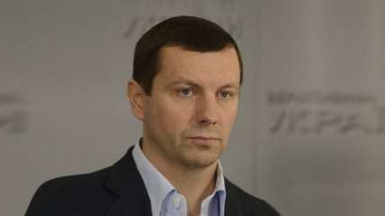 Луценко предлагает снять депутатскую неприкосновенность с Дунаева