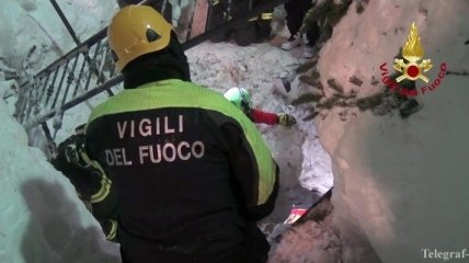 Увеличилось число погибших в результате схода лавины в Италии