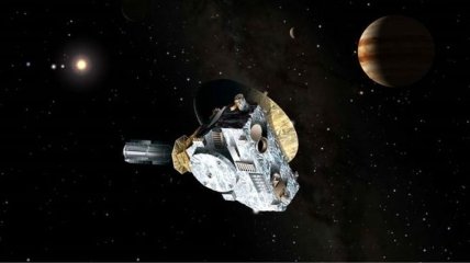 Межпланетная станция New Horizons показала пять спутников Плутона