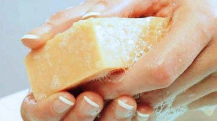 Что такое хозяйственное мыло и как правильно его применять?