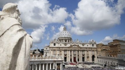 В Италии арестовали высокопоставленного священнослужителя Ватикана