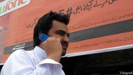 Мобильную связь заблокировали в Пакистане