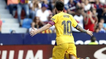 Месси провел 700 матчей за Барселону: подробная статистика легенды