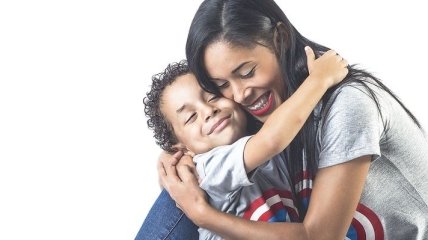 4 корисних способи виховати сина, який поважатиме жінок