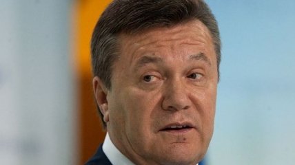 Янукович рассказал, как обыгрывает политиков 