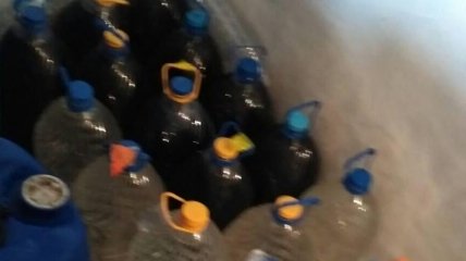 В Житомирской области правоохранители нашли 7 тысяч литров "паленого" алкоголя
