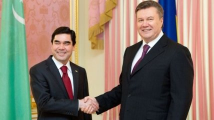 Завтра Янукович посетит Туркменистан