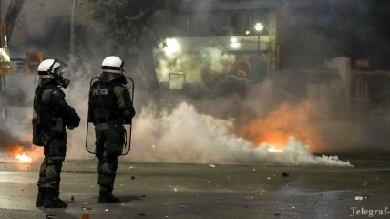В Греции неизвестные подожгли автомобиль дипмиссии Турции