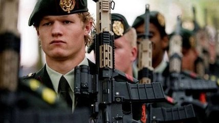 Нидерланды отправили более 100 военных в батальон НАТО в Литве