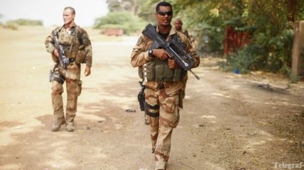 Франция выведет свои войска из Мали в марте