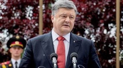 Порошенко назвал условия проведения выборов на Донбассе