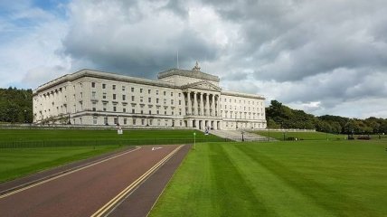 Северная Ирландия 590 дней живет без правительства