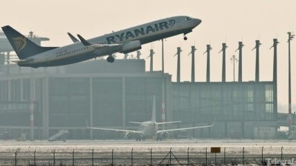 Еврокомиссия не позволит Ryanair купить конкурента
