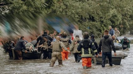 Кадр с места обстрела мирных жителей при эвакуации из Херсонской области