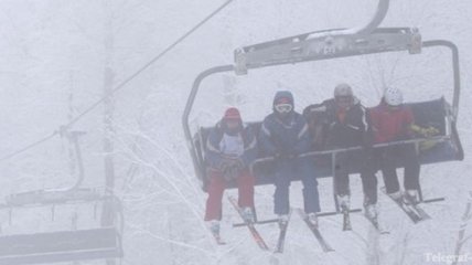Более 100 лыжников эвакуированы на польском горном курорте
