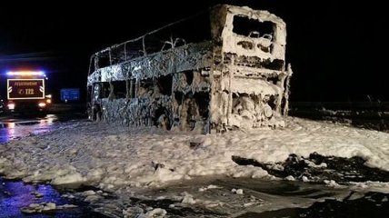 Автобус болельщиков "Баварии" полностью сгорел на трассе