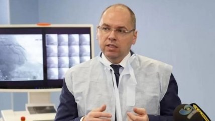 Глава Минздрава: в Украину прибыл груз с костюмами биозащиты