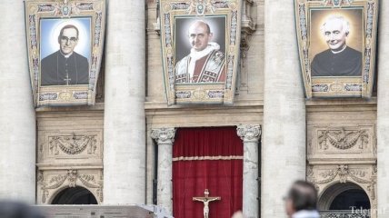 В Ватикане канонизировали Папу Римского Павла VI