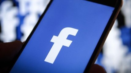СМИ: Сбой в работе "Фейсбука" оказался крупнейшим в истории соцсети