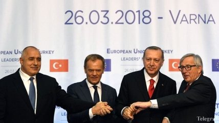 Юнкер выступил за стратегическое партнерство Турции и ЕС