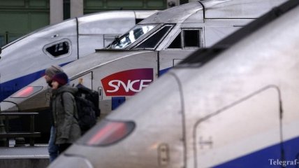 Во Франции введут вооруженную охрану в поездах 
