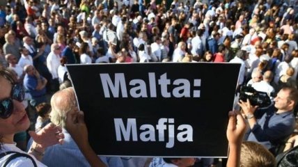 В Мальте проходят протесты против полиции и прокурора