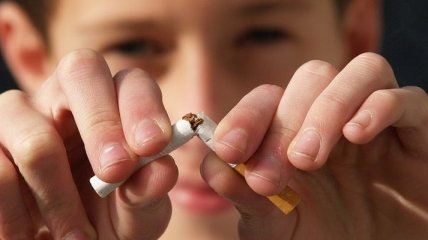В Україні планують підвищити мінімальний вік для купівлі тютюнових виробів