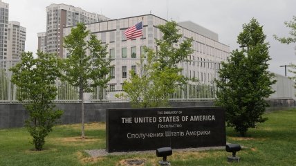 У Держдепі США пояснили, чому закликали американців негайно залишити Україну: подробиці