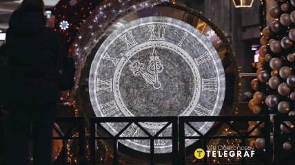Новогодние часы в Харькове