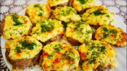 «Мясные гнезда» из куриного филе с творожной начинкой