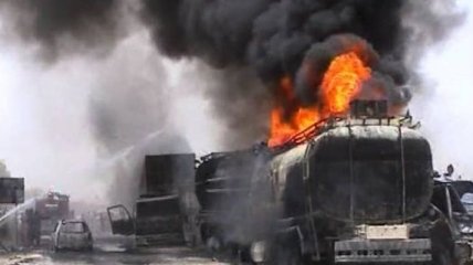 В результате взрыва нефтяной цистерны в Пакистане погибли 123 человека