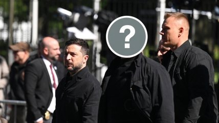 Рядом с Владимиром Зеленским засветился новый охранник